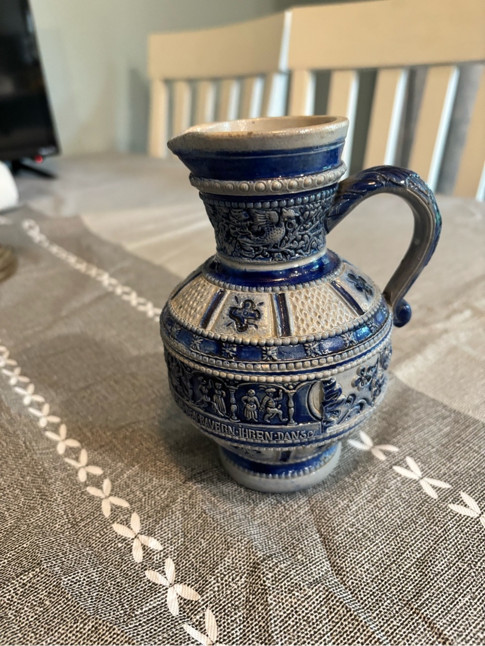 Antique German Westerwald salt glazed stoneware pitcher jug dancing peasants 84